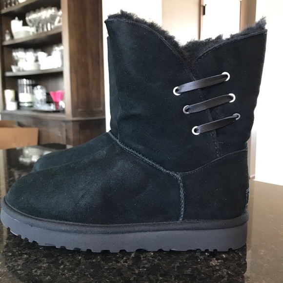 ugg constantine black